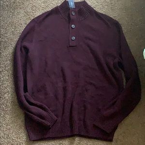 NWT men’s three button sweater